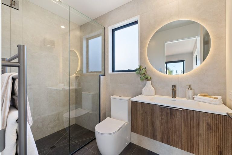 Photo of property in 120 Aorangi Road, Bryndwr, Christchurch, 8053