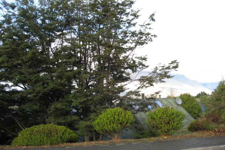 Photo of property in 64 Goldfield Heights, Queenstown, 9300