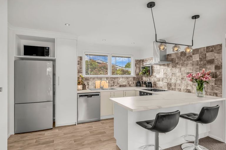 Photo of property in 11 Marlene Street, Casebrook, Christchurch, 8051