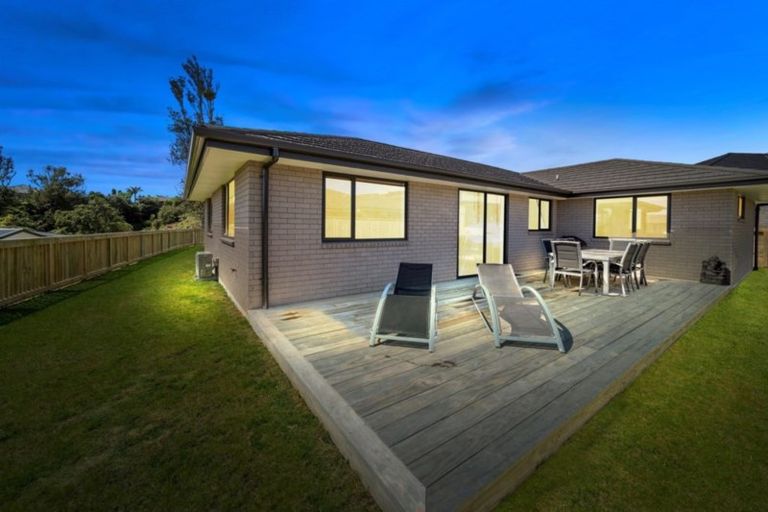 Photo of property in 45d Cyrus Street, Whalers Gate, New Plymouth, 4310