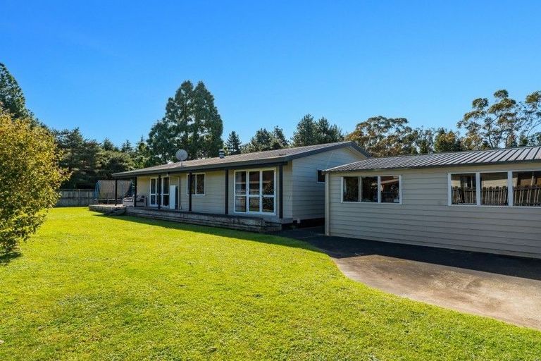 Photo of property in 24 Taksan Place, Pukete, Hamilton, 3200