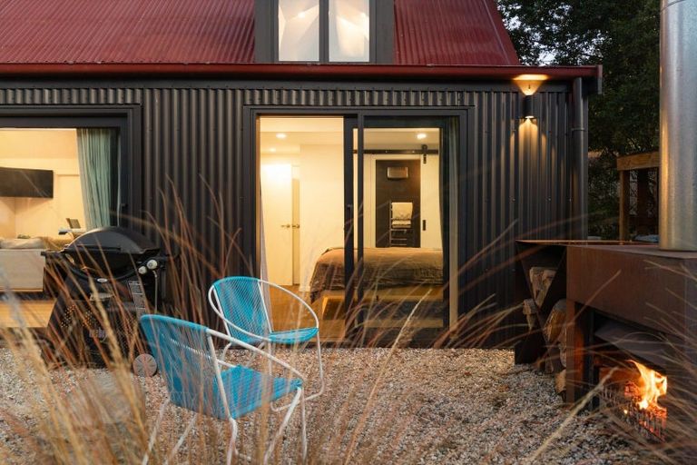 Photo of property in 24 Wiltshire Street, Arrowtown, 9302