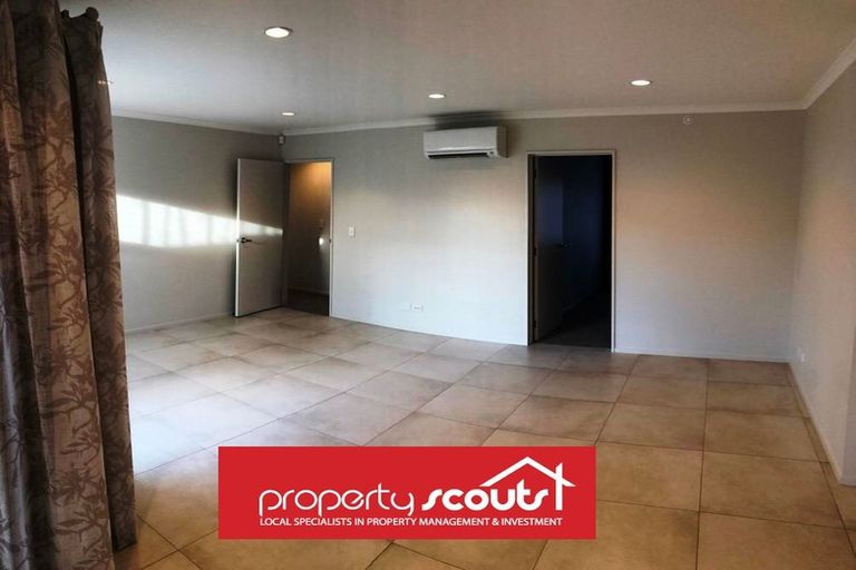 Photo of property in 54 Turnberry Drive, Wattle Downs, Auckland, 2103