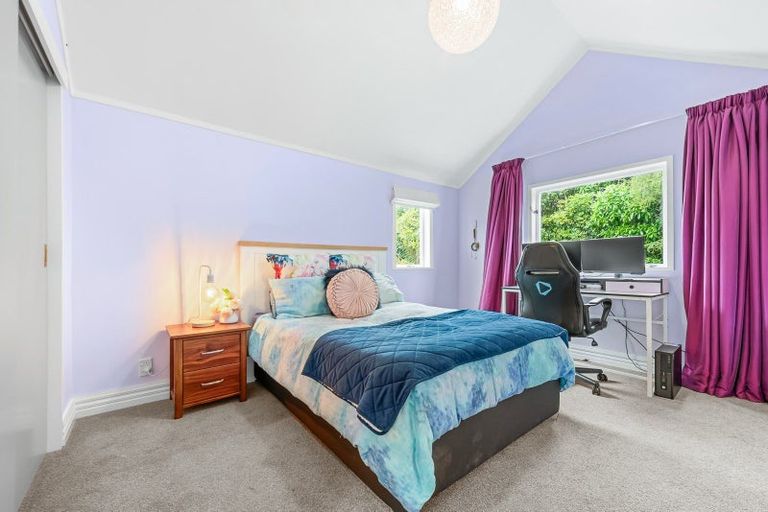 Photo of property in 16 Wairere Road, Belmont, Lower Hutt, 5010