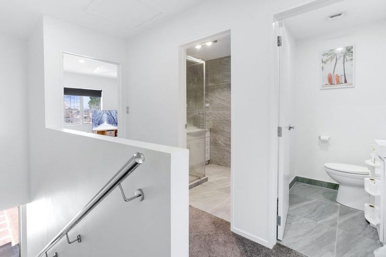 Photo of property in 17 Valour Lane, Papakura, 2110