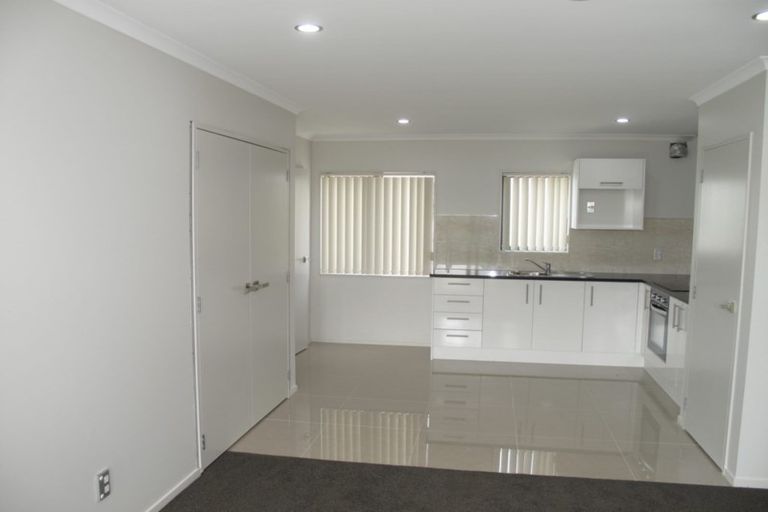 Photo of property in 6/4 Wallson Crescent, Wiri, Auckland, 2104