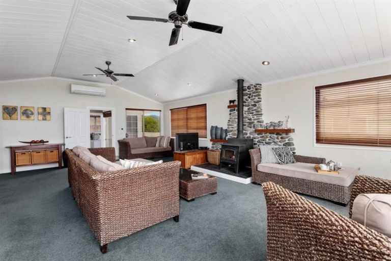 Photo of property in 273a Pohutukawa Avenue, Ohope, 3121