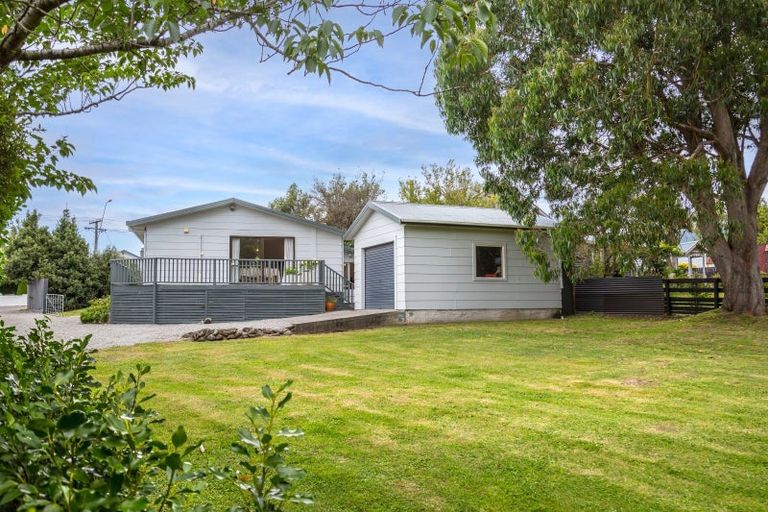 Photo of property in 105 Fitzherbert Street, Featherston, 5710