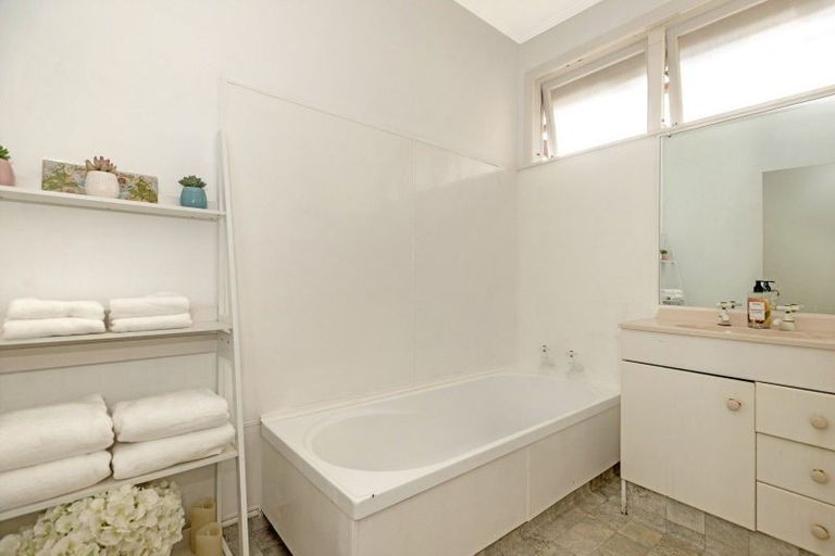 Photo of property in 42 Fergusson Drive, Te Hapara, Gisborne, 4010