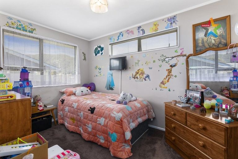 Photo of property in 4 Stockdale Street, Wainuiomata, Lower Hutt, 5014
