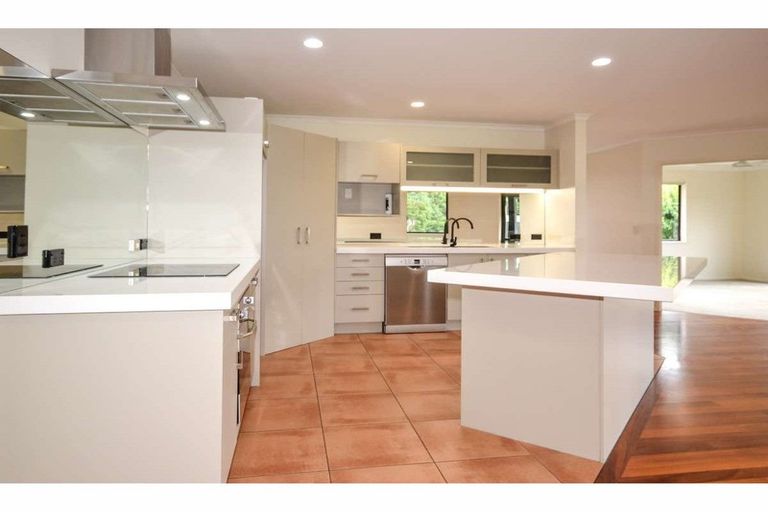 Photo of property in 5 Kotare Heights, Kerikeri, 0230