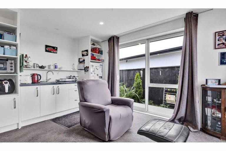 Photo of property in 27 Westpark Boulevard, Rangiora, 7400