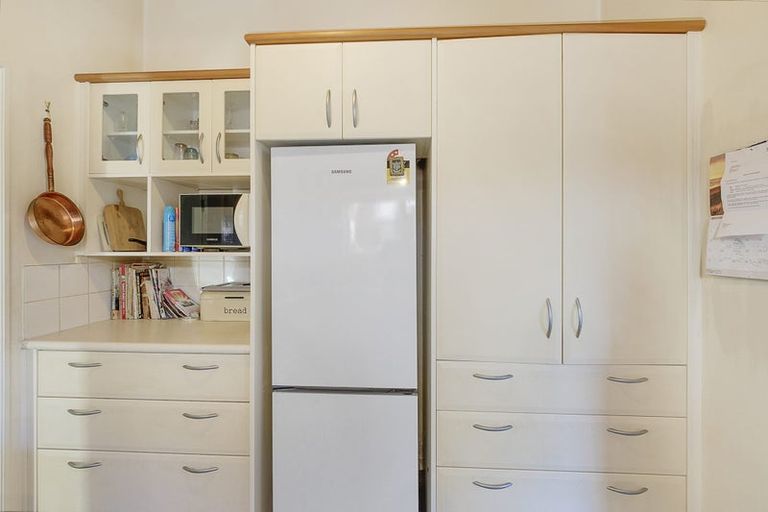 Photo of property in 4 Kopipi Crescent, Ngunguru, Whangarei, 0173