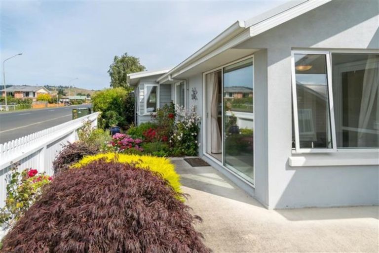 Photo of property in 8 Reid Avenue, Mosgiel, 9024