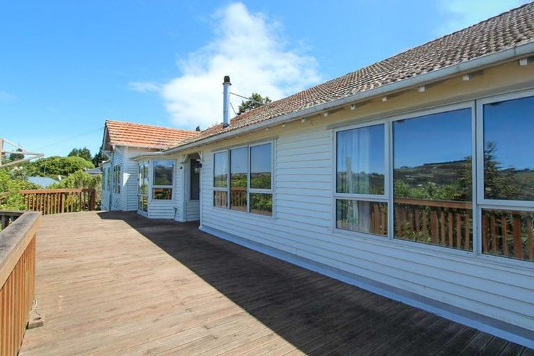 Photo of property in 32 Adderley Terrace, Ravensbourne, Dunedin, 9022