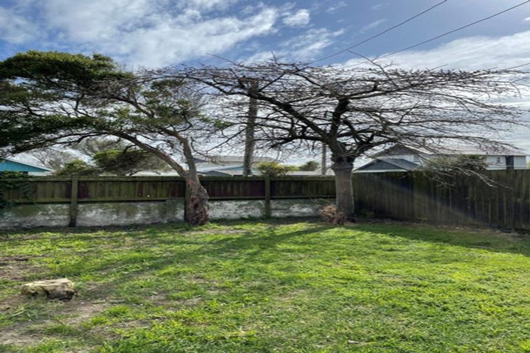 Photo of property in 11 Falcon Street, New Brighton, Christchurch, 8061