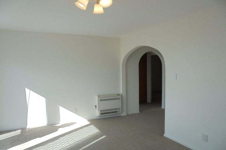 Photo of property in 2/9 Cowes Street, Avondale, Christchurch, 8061