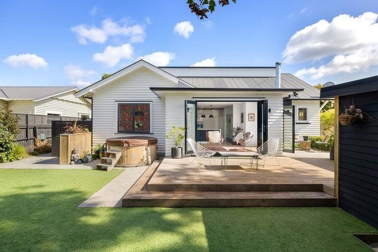 Photo of property in 80 Halton Street, Strowan, Christchurch, 8052