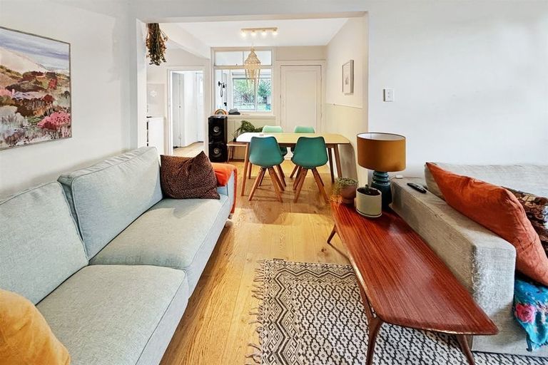 Photo of property in 25 Oram Avenue, New Brighton, Christchurch, 8061