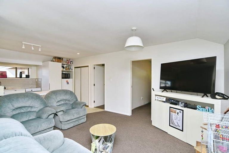 Photo of property in 2/71 Ashley Street, Rangiora, 7400