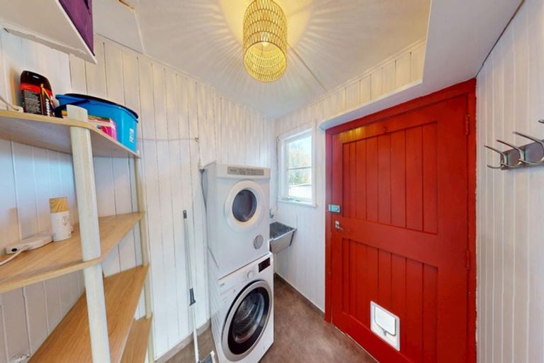 Photo of property in 11 Victory Place, Aramoho, Whanganui, 4500