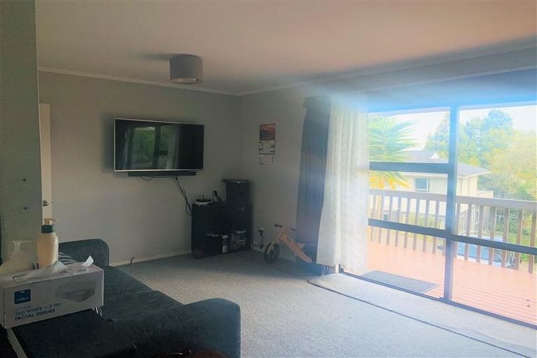 Photo of property in 131/27 Target Road, Totara Vale, Auckland, 0629