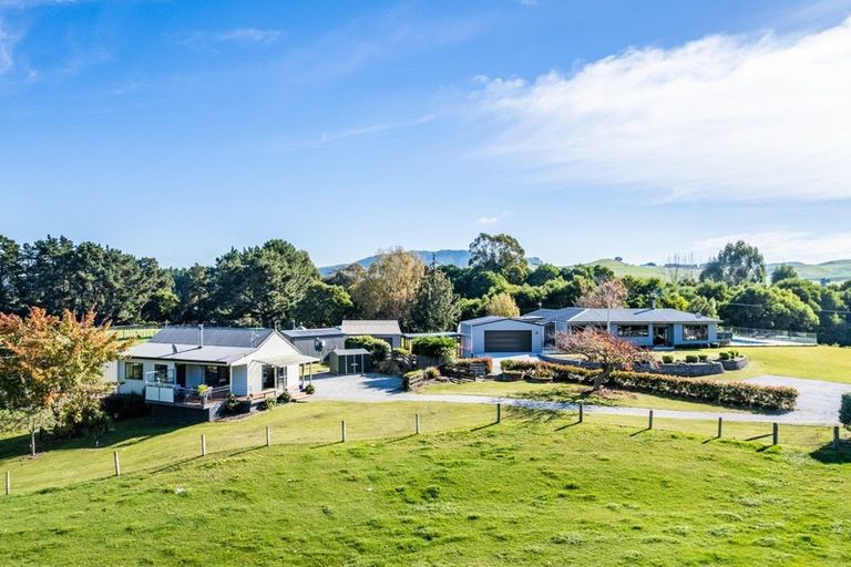 Photo of property in 810 Tukairangi Road, Acacia Bay, Taupo, 3385