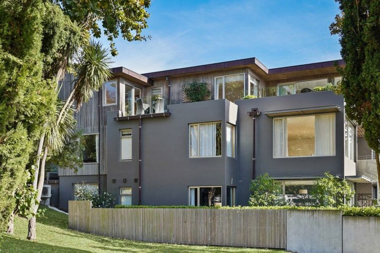 Photo of property in 8/5 Tanner Street, Havelock North, 4130