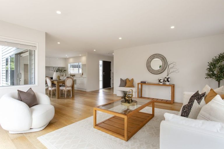 Photo of property in 89 Taikata Road, Te Atatu Peninsula, Auckland, 0610