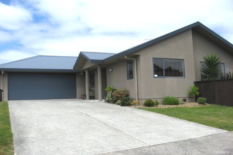 Photo of property in 4 Valleyside Way, Pukekohe, 2120
