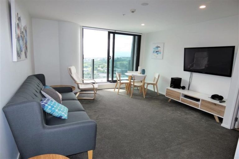 Photo of property in 801/18 Saint Martins Lane, Grafton, Auckland, 1010
