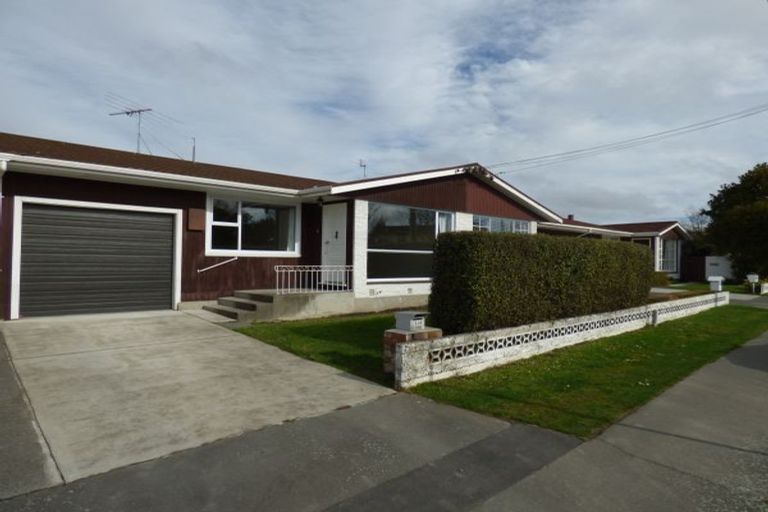 Photo of property in 2/26 Hanrahan Street, Upper Riccarton, Christchurch, 8041