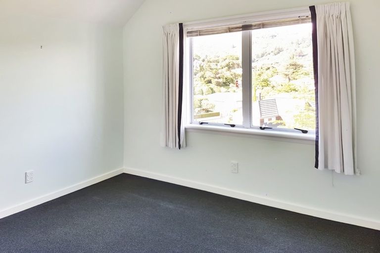 Photo of property in 11 Enticott Place, Huntsbury, Christchurch, 8022