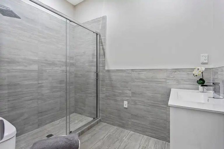 Photo of property in 16 Millcroft Lane, Ranui, Auckland, 0612