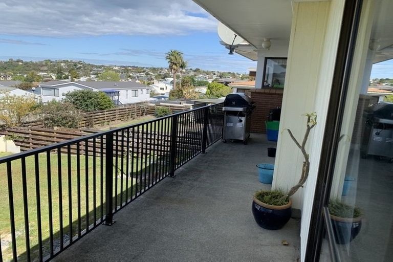 Photo of property in 17 Tara Place, Snells Beach, 0920