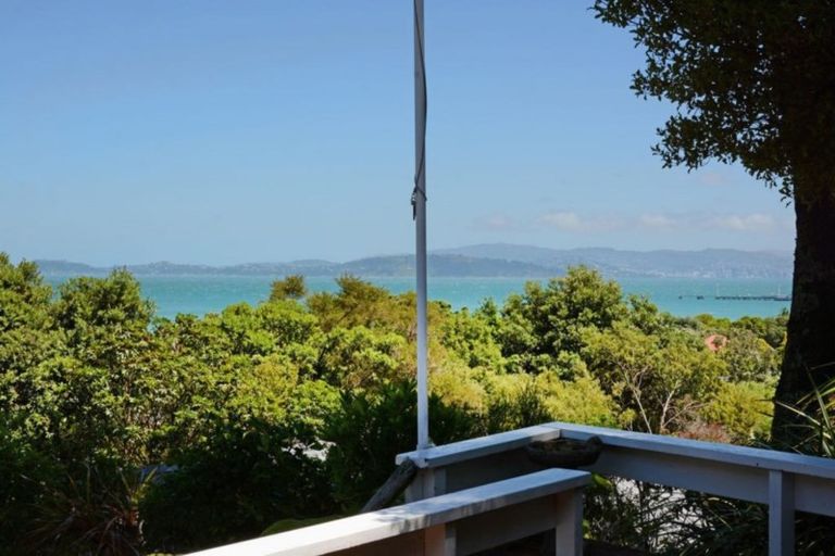 Photo of property in 1 Whiorau Grove, Lowry Bay, Lower Hutt, 5013