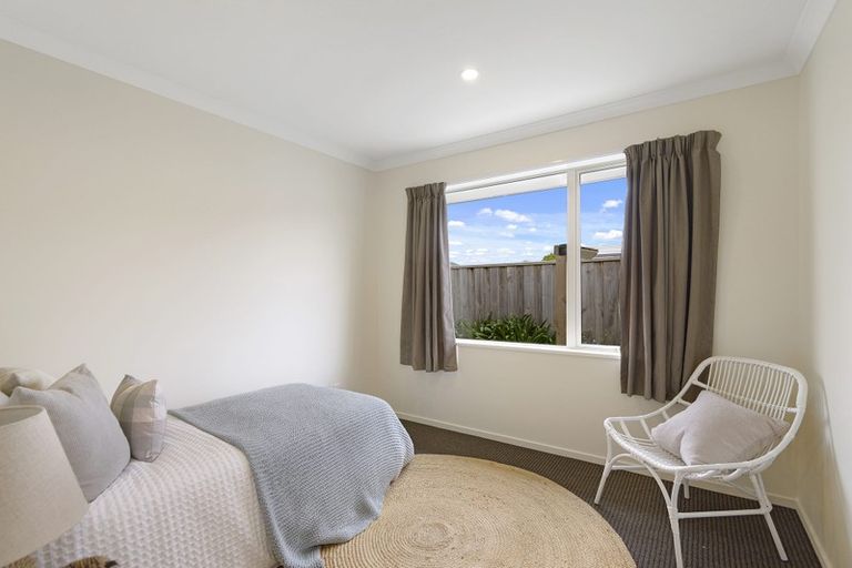 Photo of property in 14 Tutaipatu Avenue, Pegasus, 7612