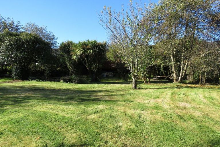 Photo of property in 74 Church Street, Reefton, 7830