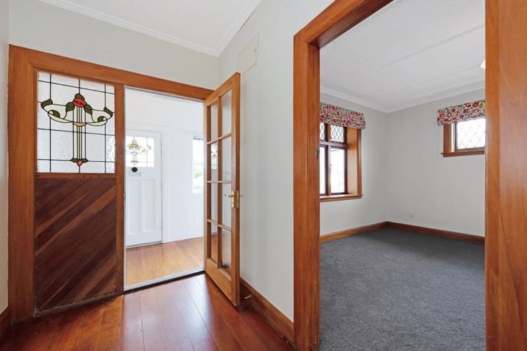 Photo of property in 132 Messines Road, Karori, Wellington, 6012