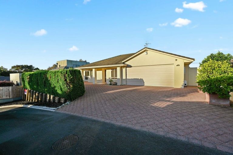 Photo of property in 12 Millthorpe Crescent, Pukete, Hamilton, 3200