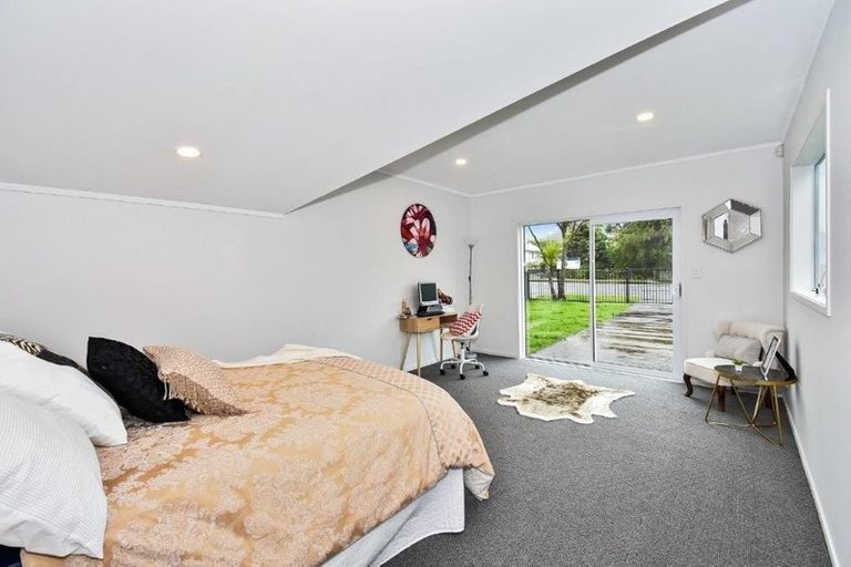 Photo of property in 4 Kawakawa-orere Road, Kawakawa Bay, Papakura, 2585