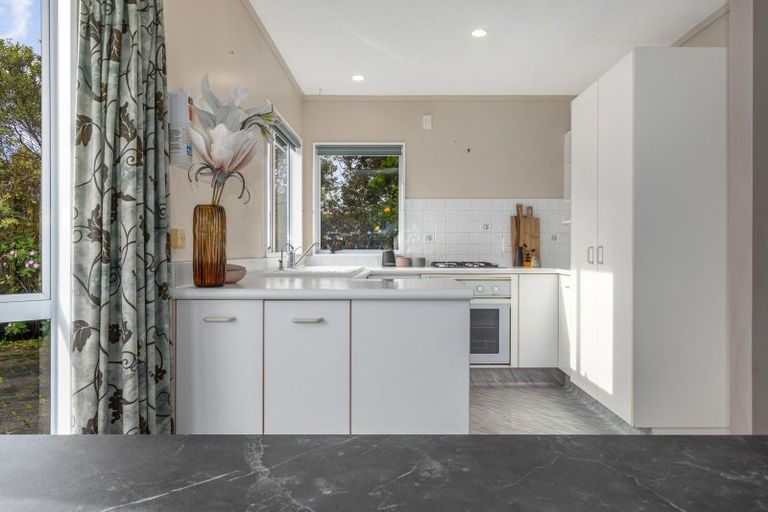 Photo of property in 13a Westridge, Camborne, Porirua, 5026