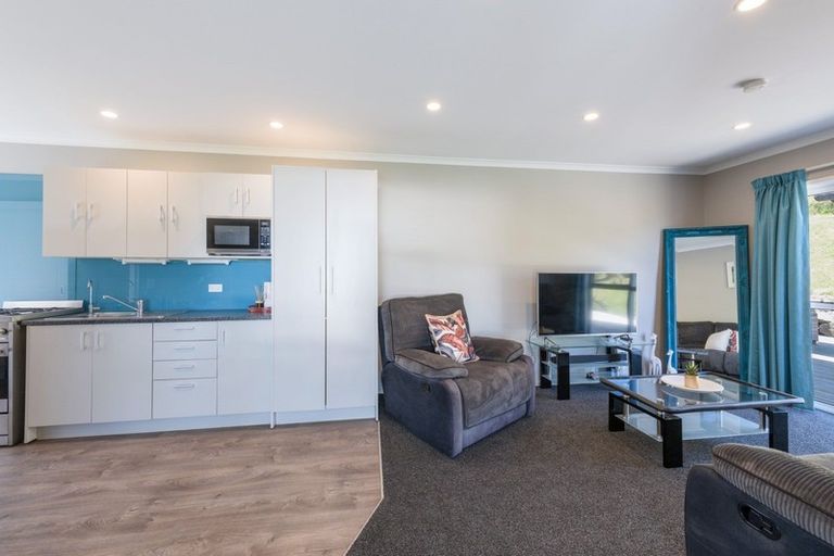 Photo of property in 10 Gossey Drive, Wakefield, 7025