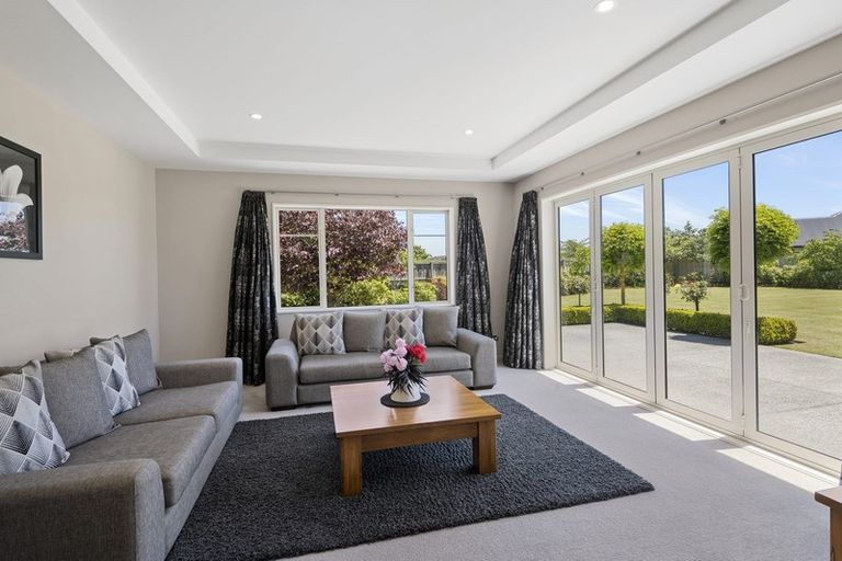 Photo of property in 9 Rossington Drive, West Melton, 7618