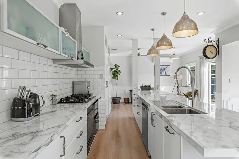 Photo of property in 5 Kotare Street, Fendalton, Christchurch, 8041