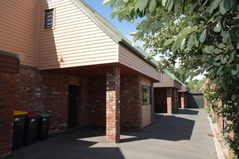 Photo of property in 2/46 Brockworth Place, Riccarton, Christchurch, 8011