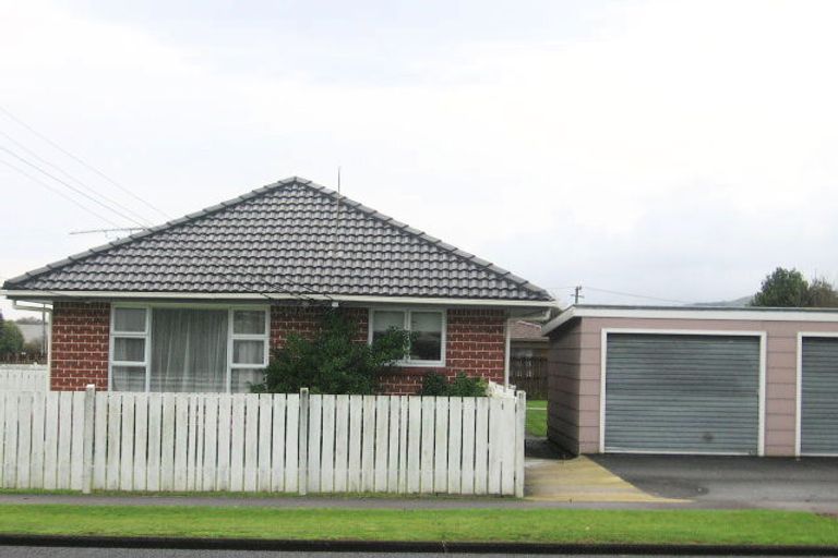 Photo of property in 1/6 Opaheke Road, Papakura, 2110