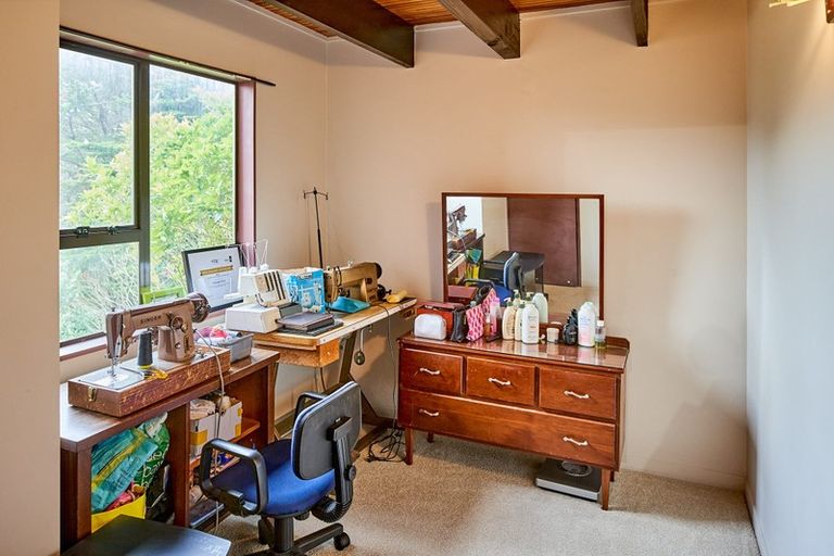 Photo of property in 45 Fyvie Avenue, Tawa, Wellington, 5028