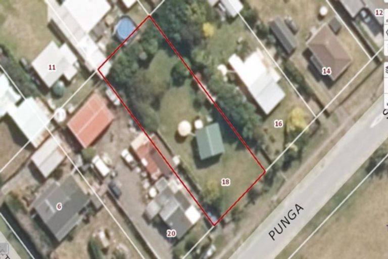 Photo of property in 18 Punga Street, Tangimoana, 4822