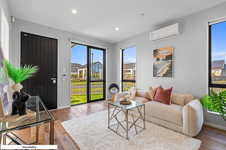 Photo of property in 7 Paihere Street, Huapai, Kumeu, 0810